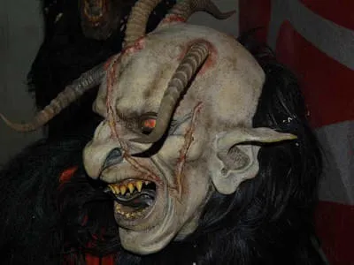 Maskenausstellung 2011 Bild 0